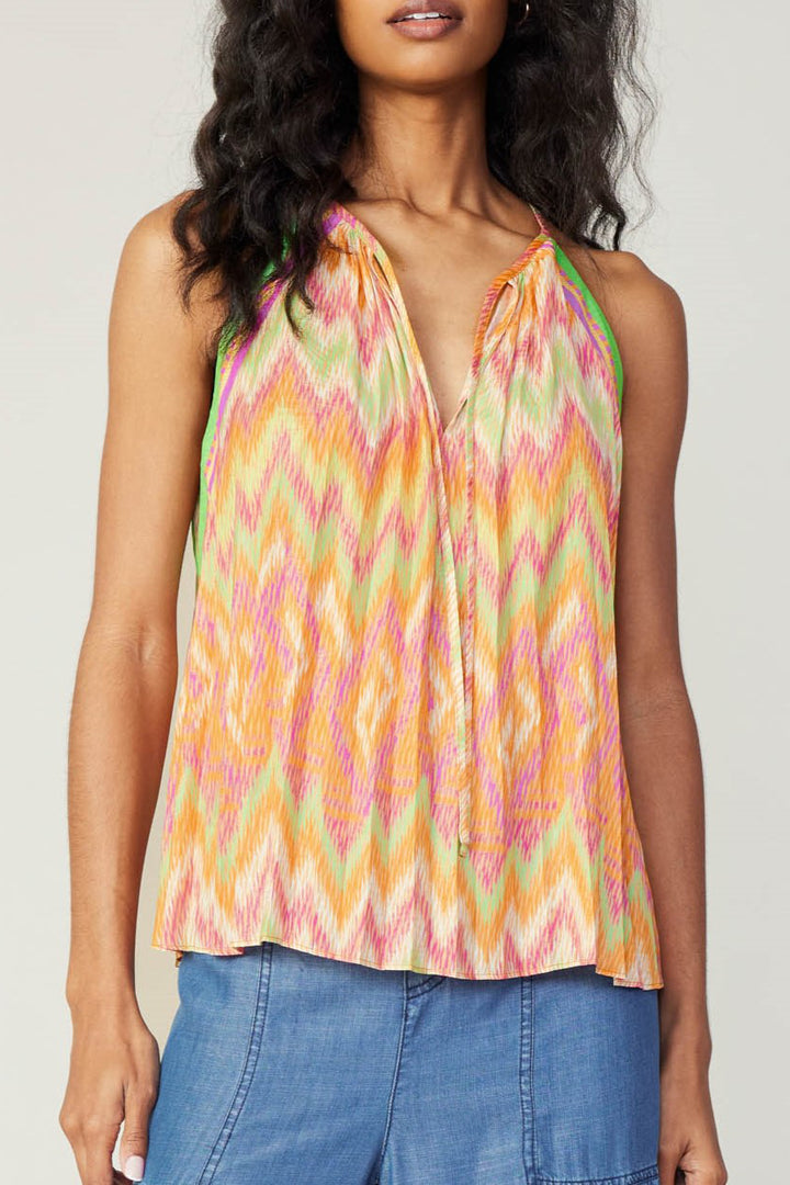 Gradient Chevron Tank