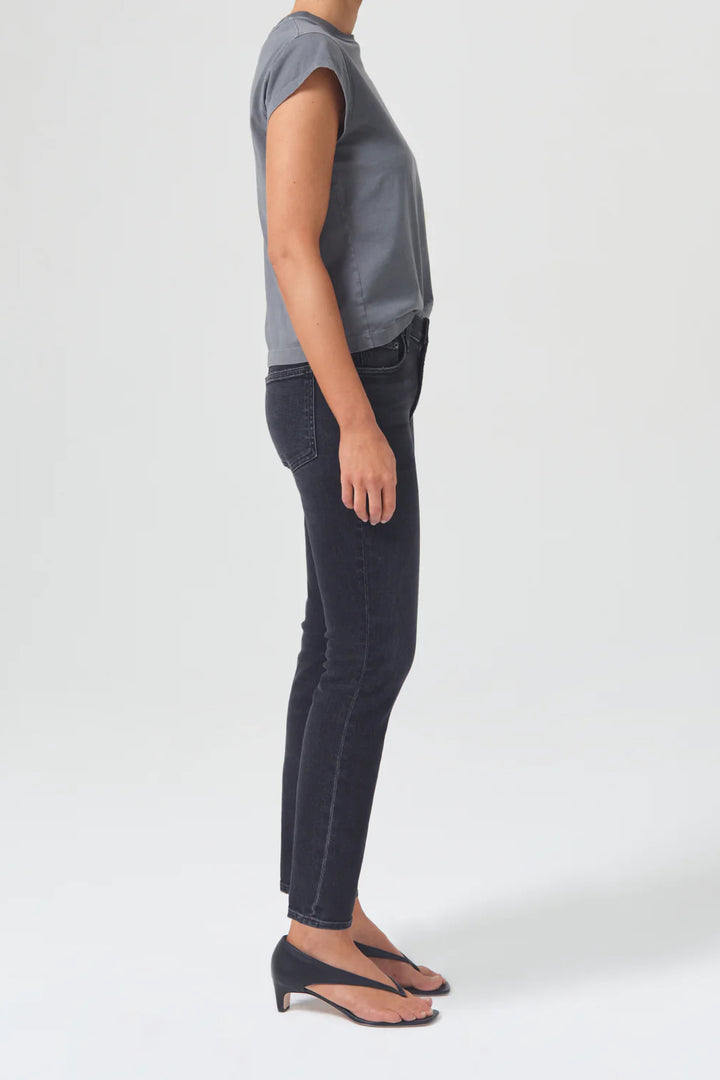 Willow Mid Rise Slim Crop