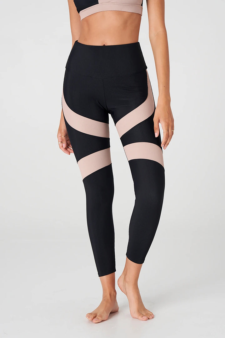 Cadence Legging